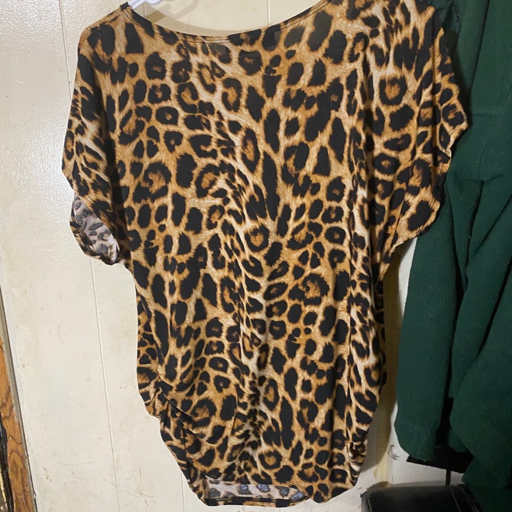 Leopard print blouse - Picture 2 of 2
